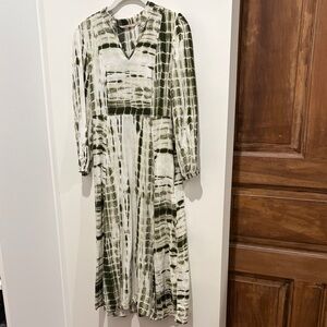 Soft Surroundings Green and White Long Sleeve Dress